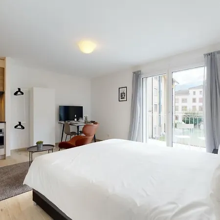 דירה Furnished Studio #301 - Swiss אייגל